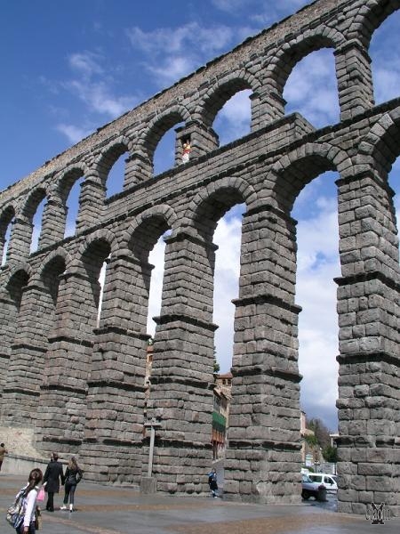 L'acquedotto romano di Segovia (photo etaoin/morv)