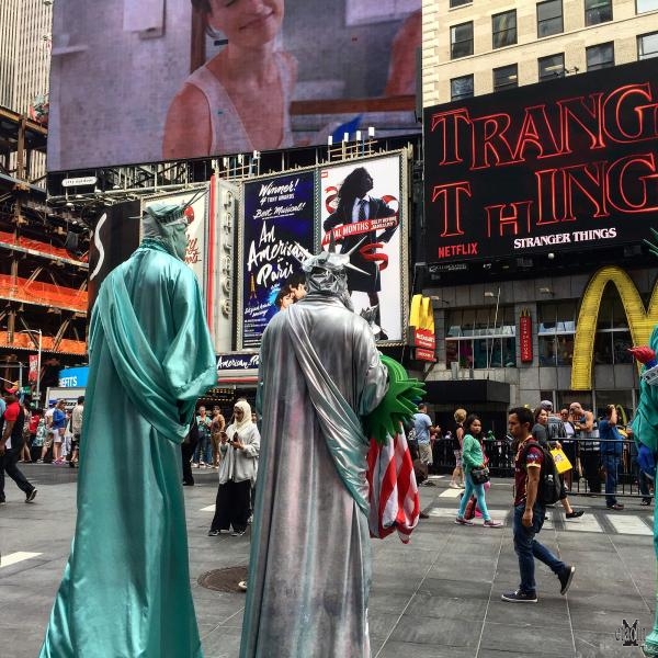 Times Square, artisti di strada
