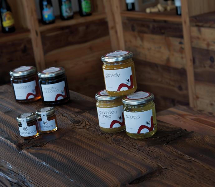 Paganella-miele. Foto dell'Agriturismo Florandonole